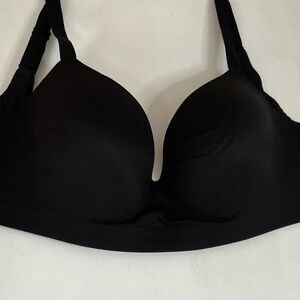 Soma Enbliss wireless black bra 38D